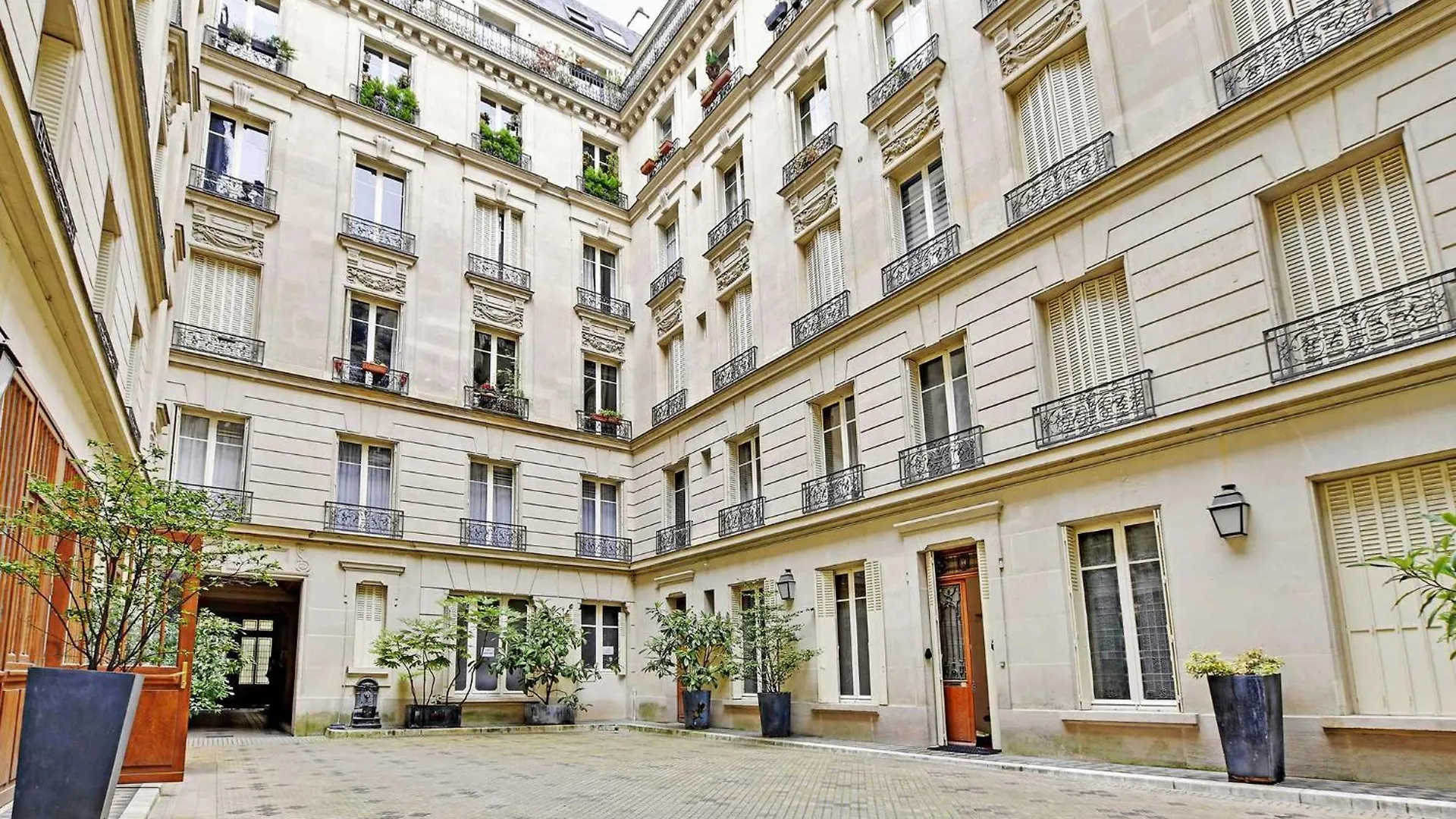 Peaceful - 3p - Le Marais Apartment